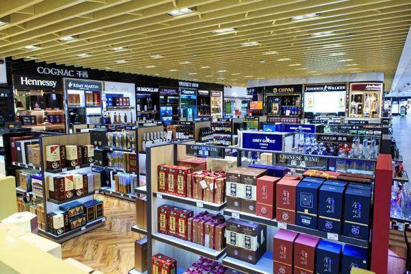 中免首都機(jī)場(chǎng)免稅店2月11日開(kāi)業(yè) 中國(guó)國(guó)旅去年業(yè)績(jī)穩(wěn)定增長(zhǎng)